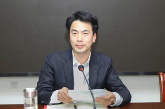 牟锡荣副书记充分肯定了近年来在以屈亚军同志为班长的仙居法院领导