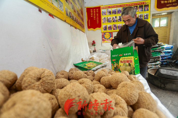 年味看濟南二十三糖瓜粘地道糖瓜萊蕪產