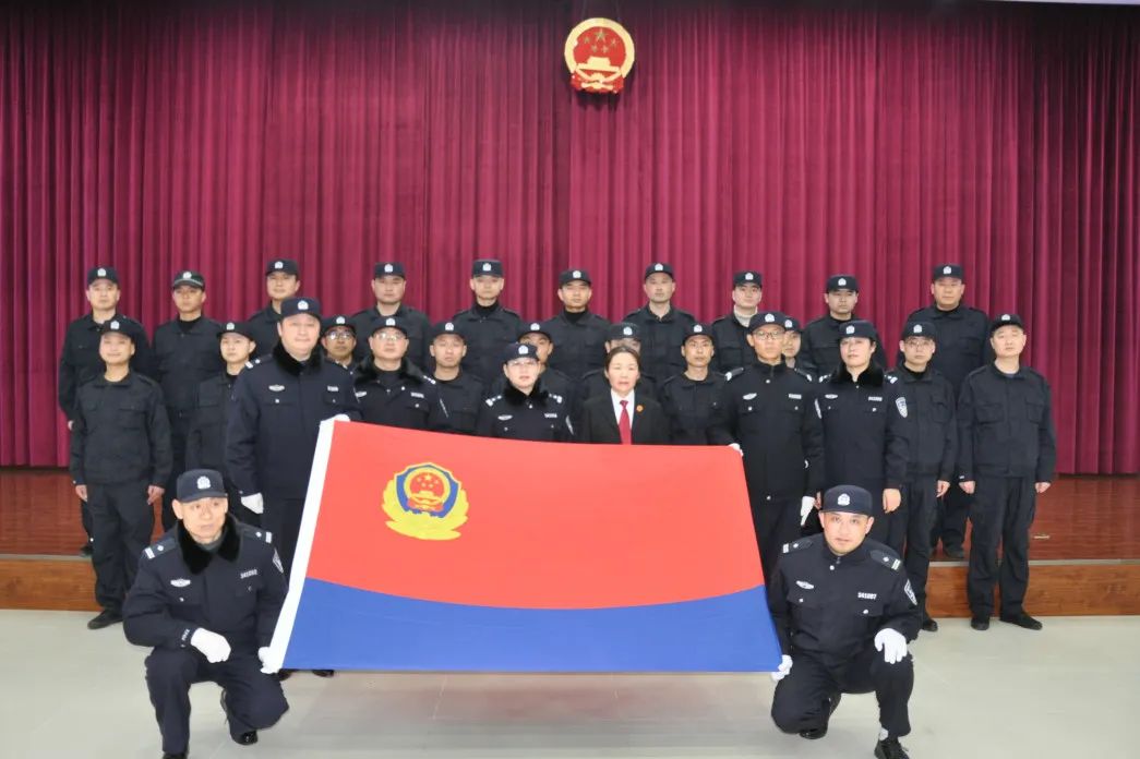 阜南县人民法院举行新进聘用制司法警察入警宣誓仪式