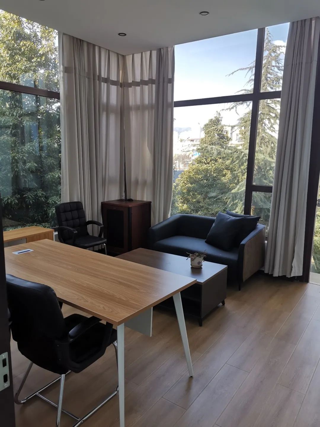 【晋法·动态】晋宁法院建成法官接待室,贴心打造一站式诉讼服务