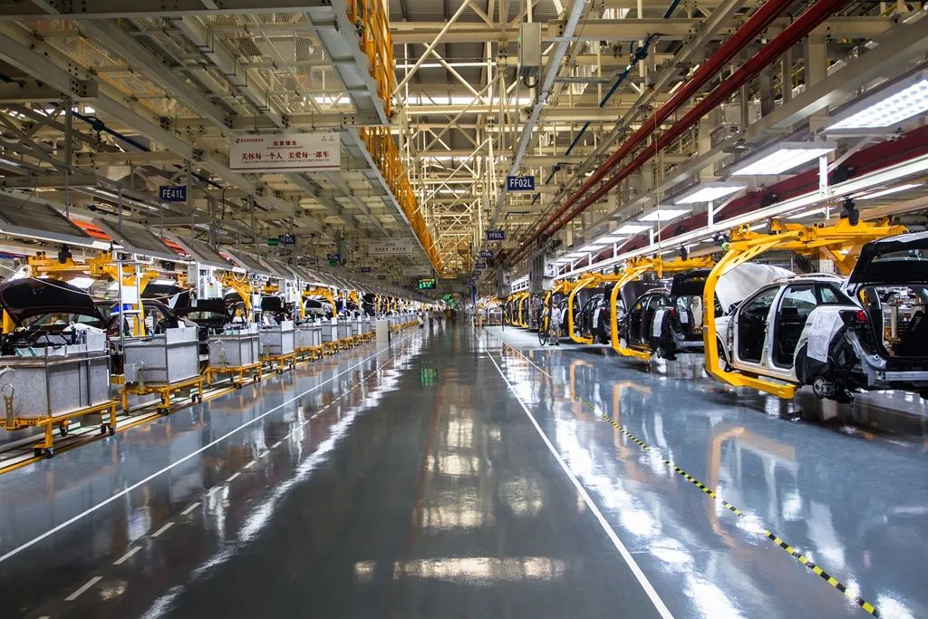 多年耕耘下,作为全国重要的汽车制造基地,成都经开区(龙泉驿区)的汽车