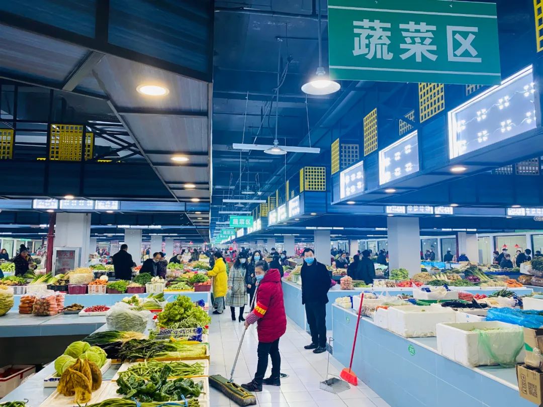 今天宣恩贡水龙城农贸超市营业了