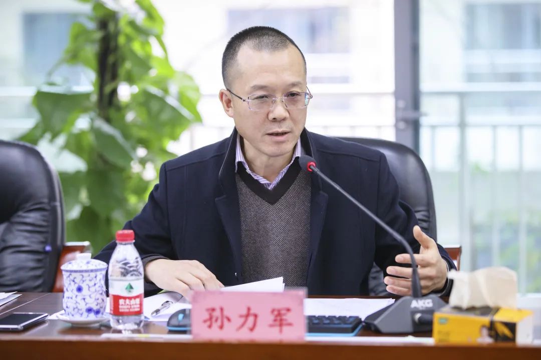 走基层丨李永利赴江北法院南岸法院调研