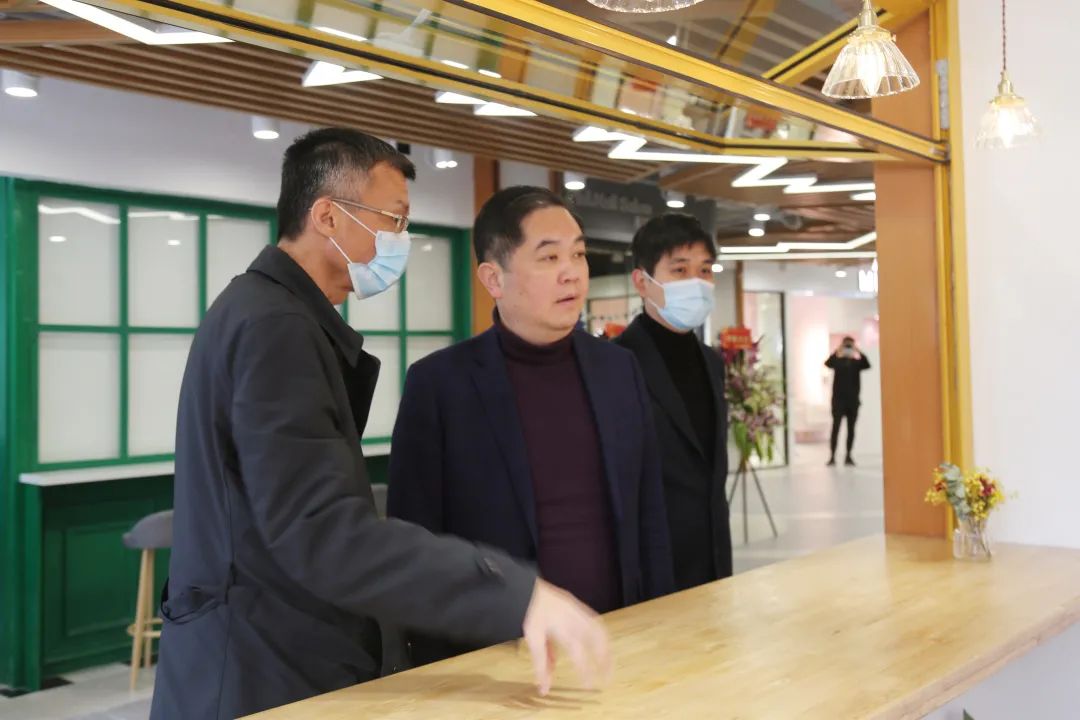 近日,永业集团党委书记,董事长戴金梁,集团党委副书记,副董事长,总