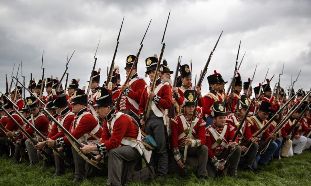 以一个营为单位,欧洲步兵能快速从线列状态切换到空心方阵 图源于