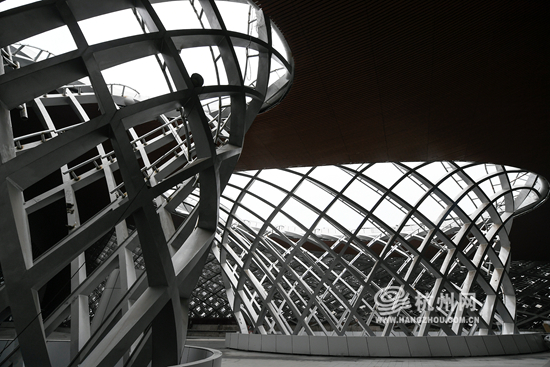 奥体中心竣工在即跟着记者探秘杭州亚运三馆