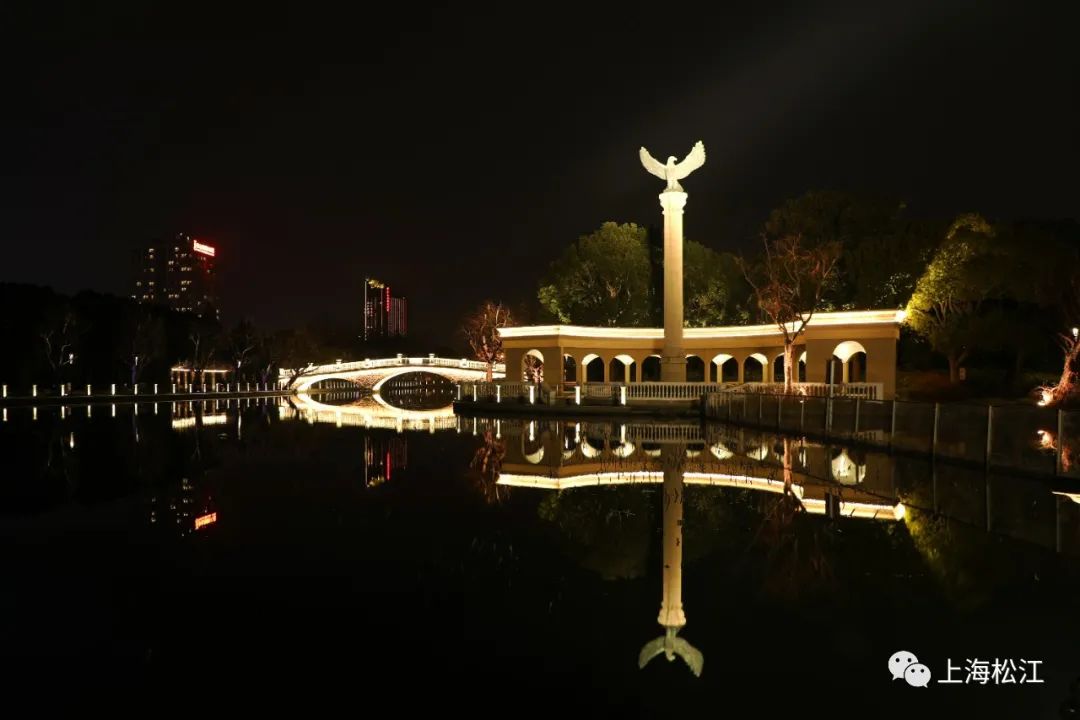 思贤公园绚丽灯光上线松江夜景打卡添新地标
