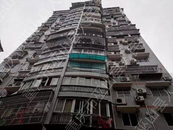 38平方米重庆市巫山县巫峡镇广东中路270号2幢1-24室02【拍卖时间】