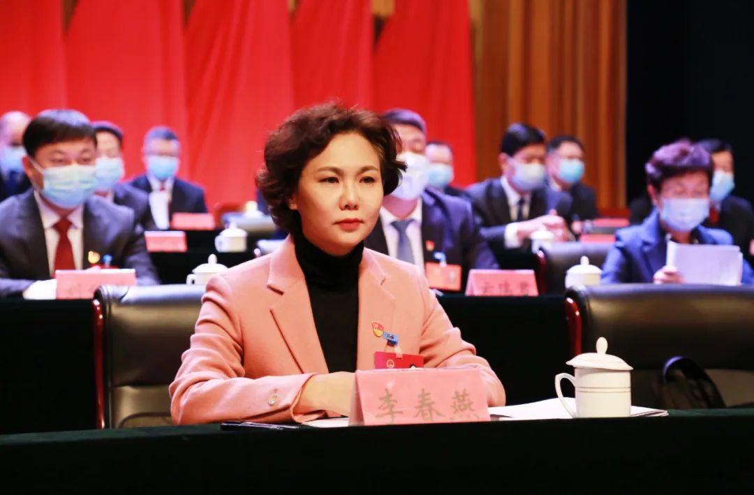 【聚焦两会】托克托县第十七届人民代表大会第四次会议开幕