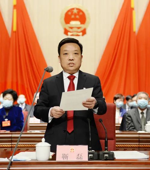 市八届人大六次会议闭幕!