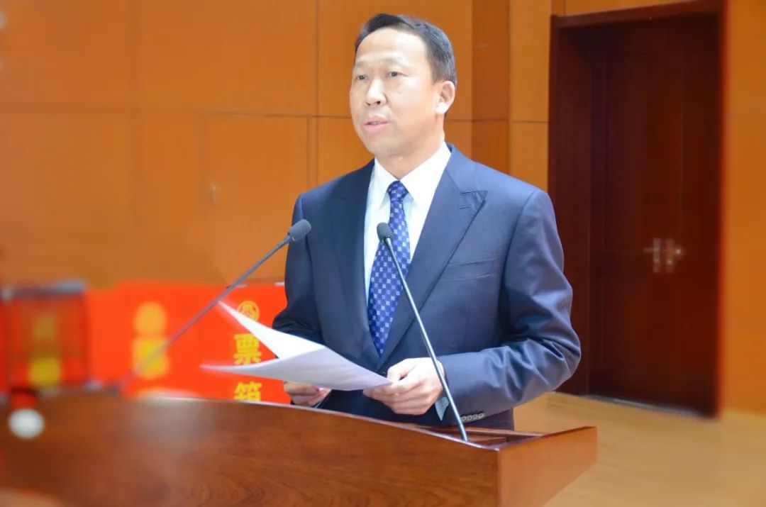 黄冈市领导邱丽新,张社教,洪再林,赵斌,胡爱民,易先荣,余学武,赵少莲