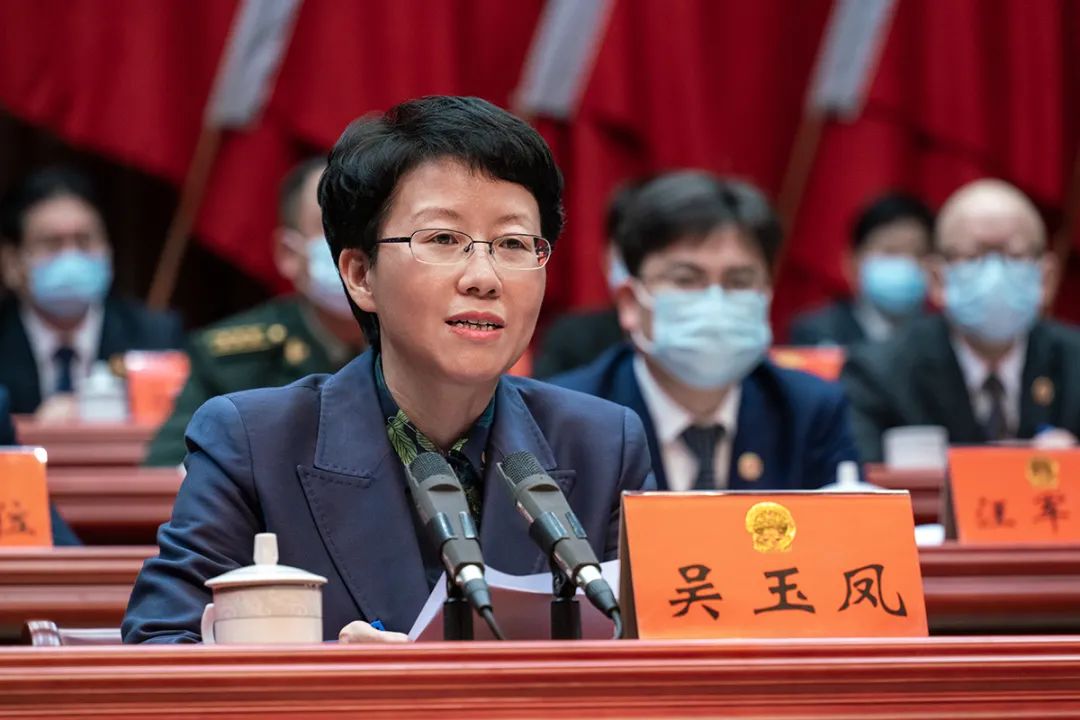 区十六届人大五次会议胜利闭幕王牮当选富阳区人民政府区长