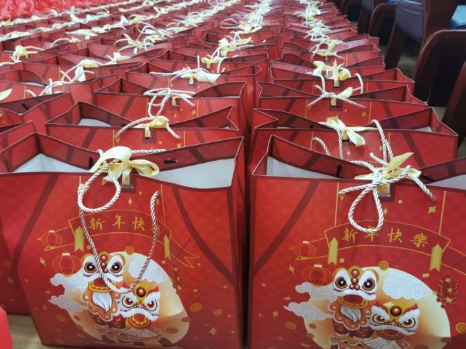 金山这里用一份暖心大礼包,温暖留"沪"人【爱申活 暖心春】