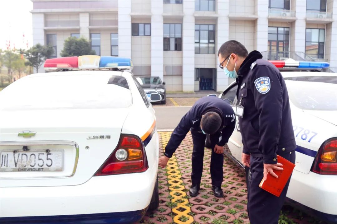 监狱实行封闭执勤模式,检查组采取线上巡查的方式,在指挥中心对名山藏