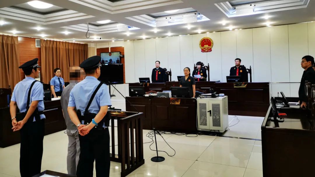 吴忠中院庭审再获全国法院百优荣誉