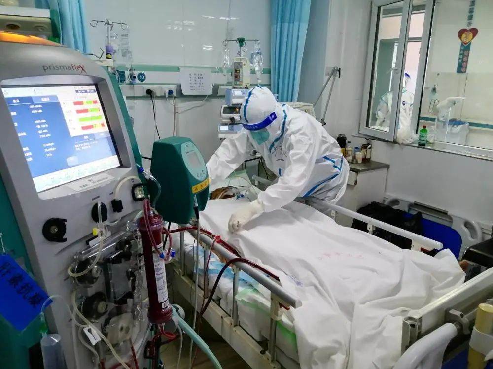 新华社报道:与死神竞速的他们这样过小年