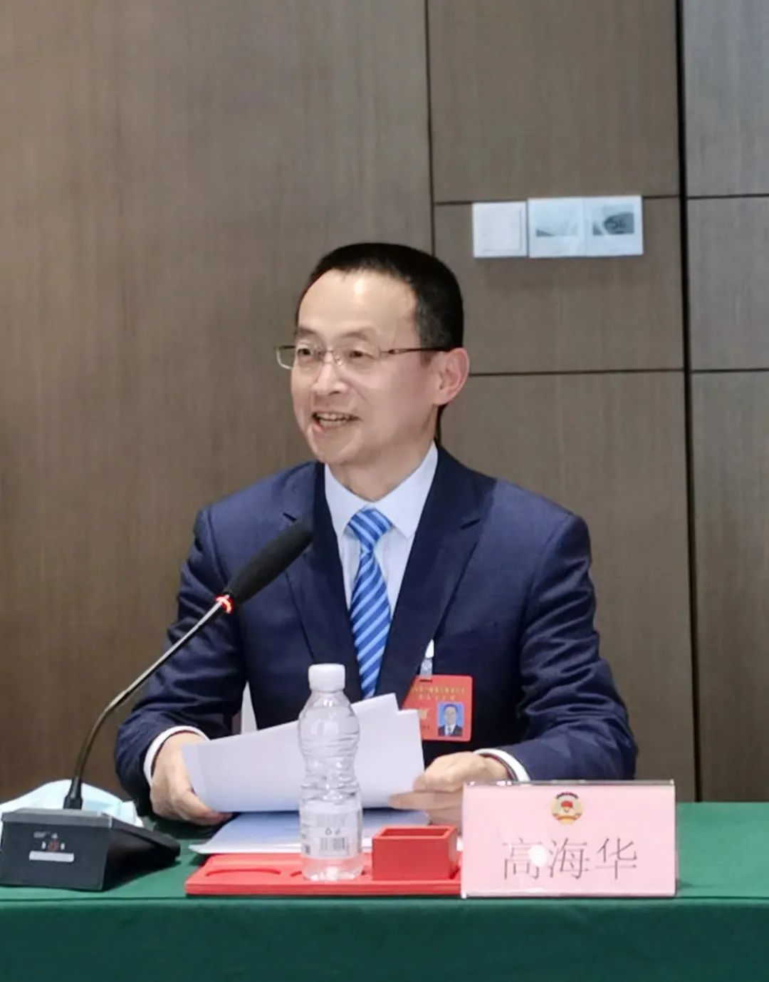 嘉兴市政协委员,民盟海盐县基层委员会主委:高海华20