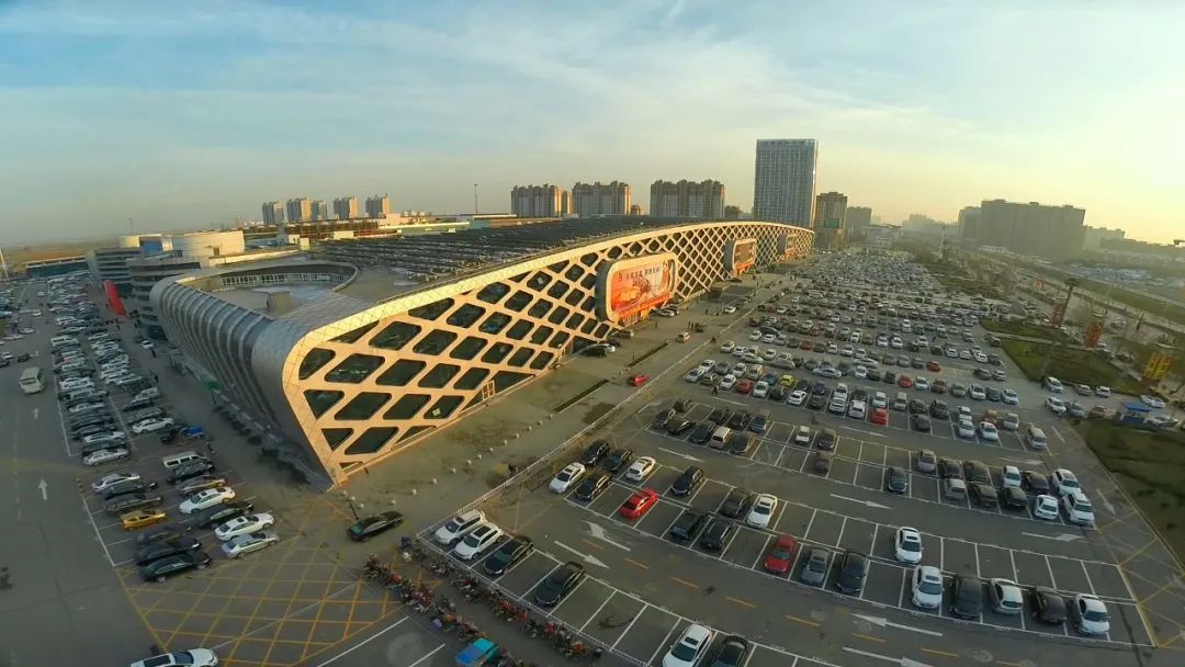 辛集国际皮革城(资料图)坚持稳中求进工作总基调,坚定不移贯彻新发展