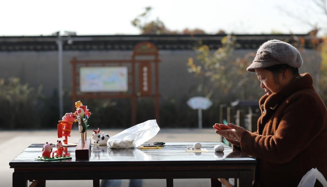 金山这对夫妻太绝了手指上还藏着这般硬核功夫