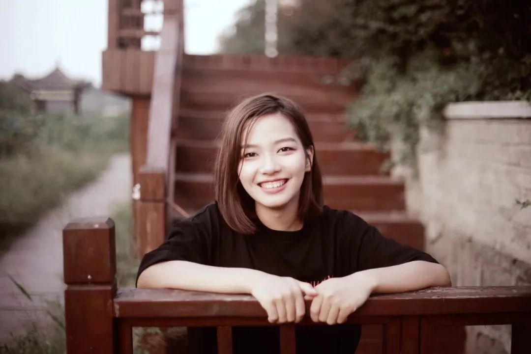 汪婧 澎拜新闻