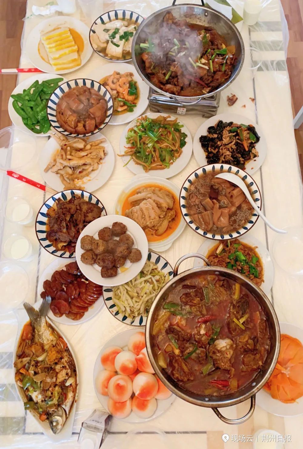 年夜饭不一样的味道一样的温暖