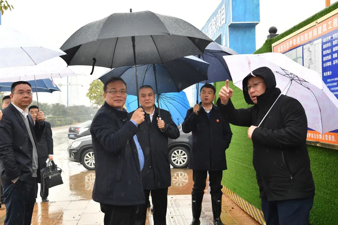 刘晓辉出席中铁五局南华大学湘潭市三方交流座谈会