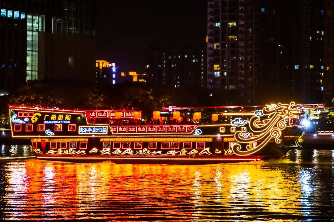 粤府年味浓丨乘花船 赏年花 游花城!