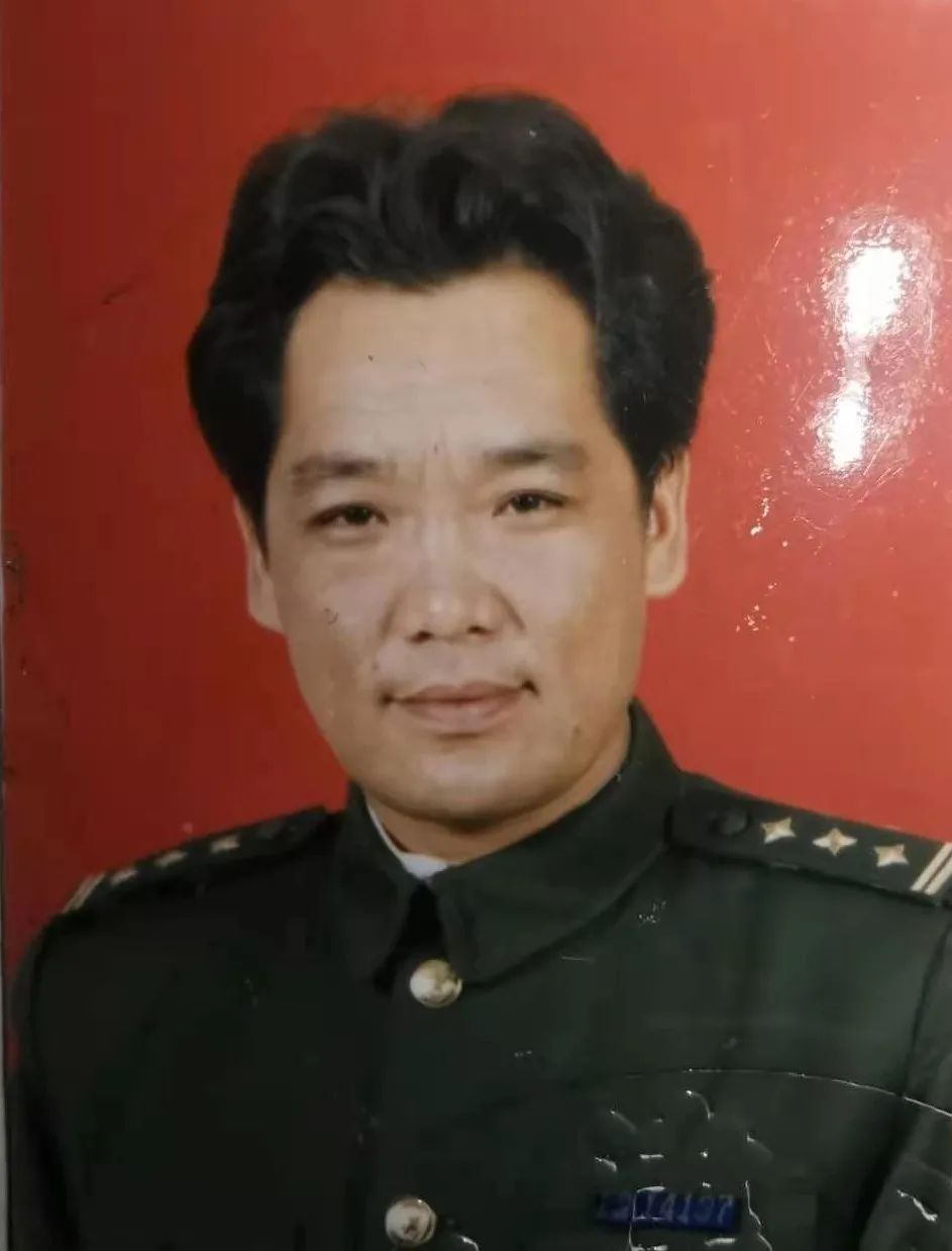 【俯首甘为孺子牛】王树春：36年的无悔从警路澎湃号·政务澎湃新闻 The Paper 