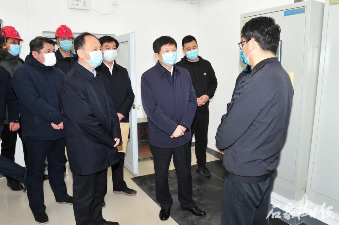 邢国辉检查指导疫情防控和供热工作