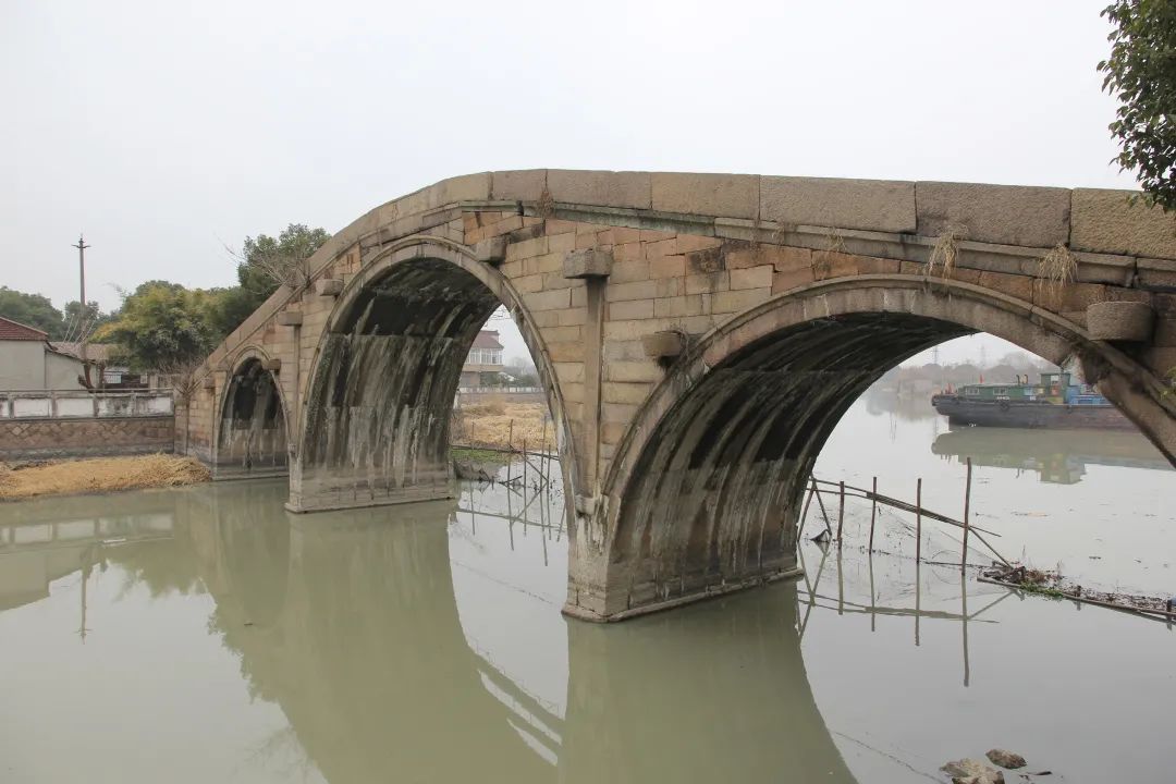 双林篇湖州素称泽国有"无桥不成路"的说法双林镇水网纵横,河道密集