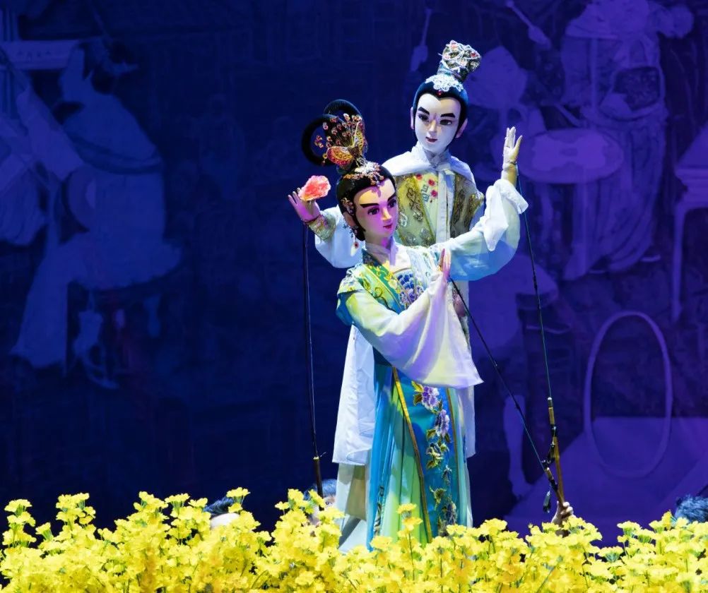 四川省南充大木偶剧院是川北大木偶戏的唯一指定传承单位