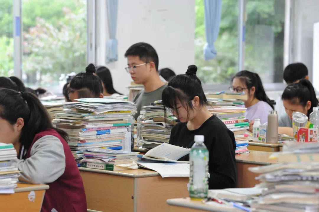 刚刚,2021年高考时间定了!_澎湃号·政务_澎湃新闻-The Paper