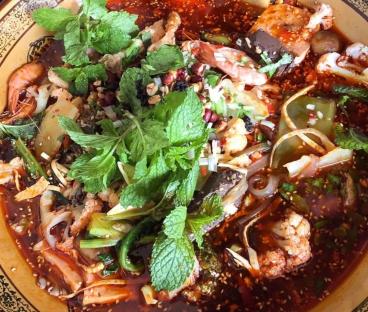 边境美食怎少得了弄岛麻辣菜