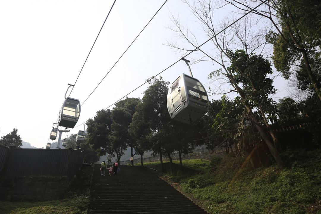 重庆山城步道歌乐山图片