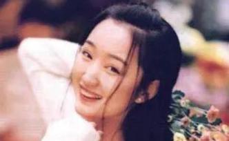 杨钰莹至今未婚：“49岁的我，爱情和男人都不重要了”