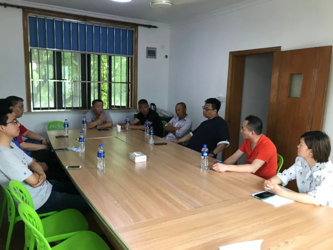 社区干部喊上级部门来开会居然能解决这么多难题