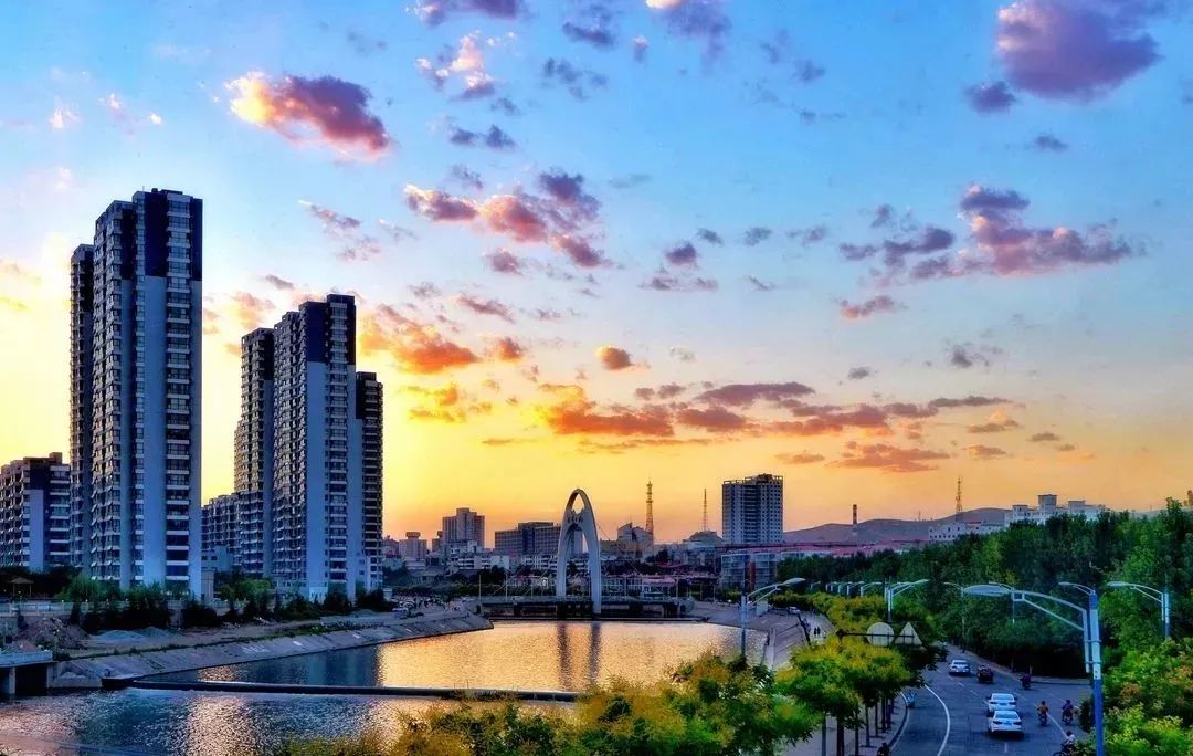 格:勤奋,顽强,拼搏,奉献,开放,包容车牌代码:冀d邮 编:056200电话区号