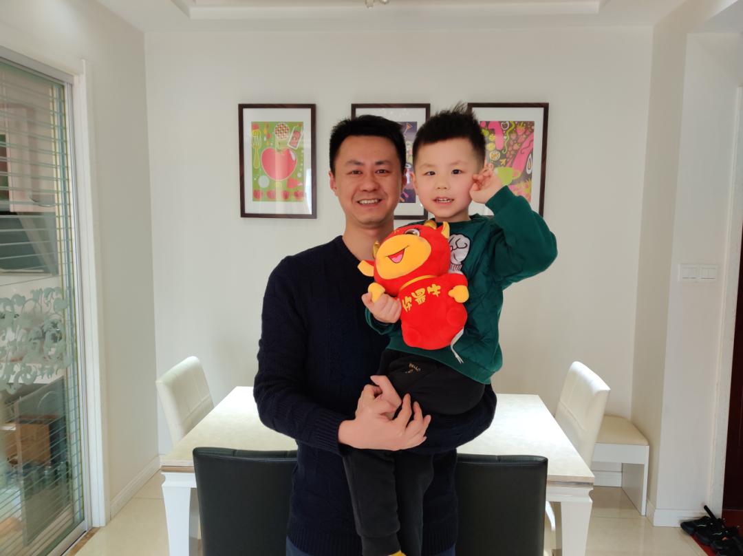 来自海外的家书vs来自国内的一段视频