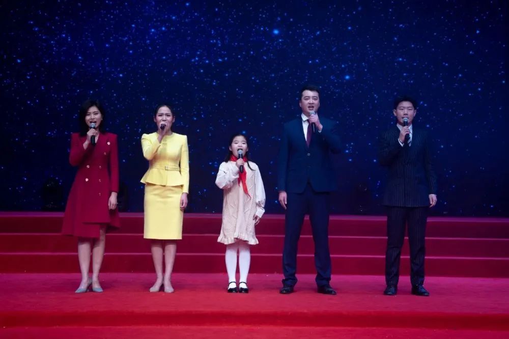 亿发娱乐讲课老师皆为新闻主播