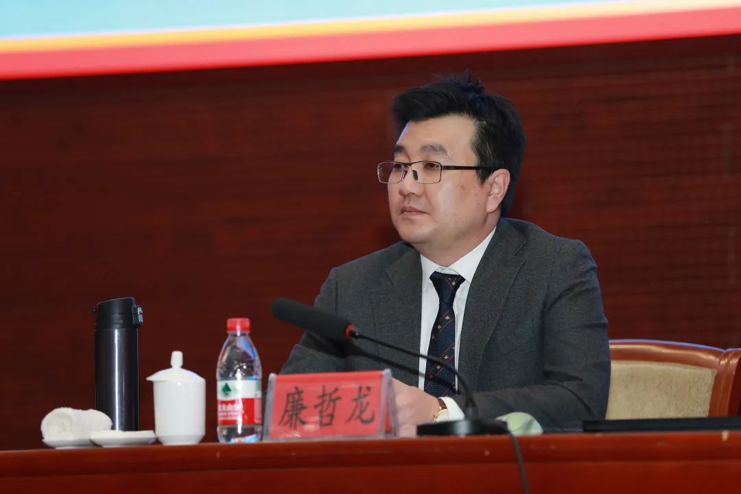 环境大会上的讲话精神,北京安杰律师事务所的两位律师受邀进行了授课