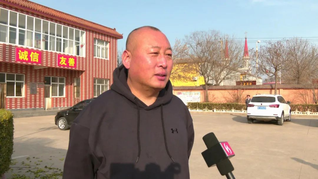 南立车党支部书记李迎九说:"为了响应农业种植结构调整的号召,我们村