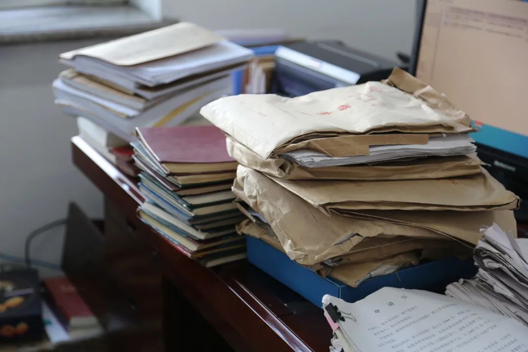 来法院考古啊像收废品那种