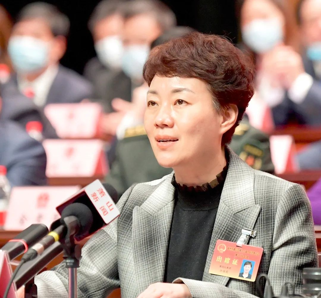 今日区十六届人大五次会议胜利闭幕