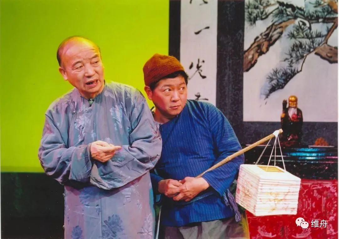 上海独角戏喜剧演员 李久松,王汝刚,独角戏也称"滑稽戏",是近代上海