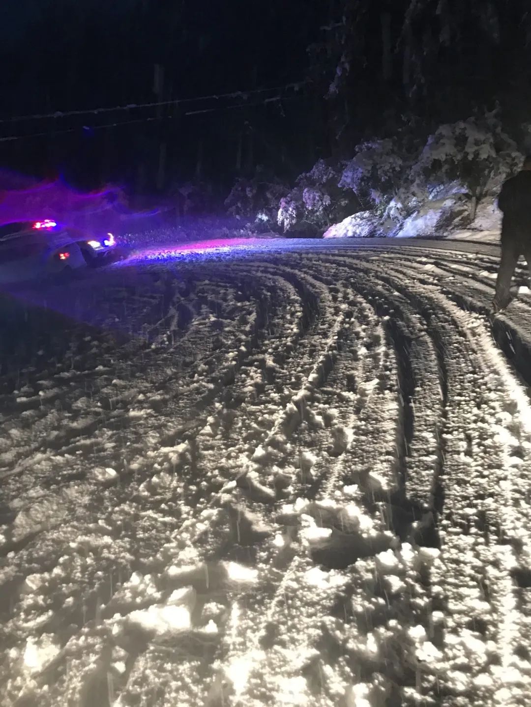 汉阴擂鼓台雪景图片