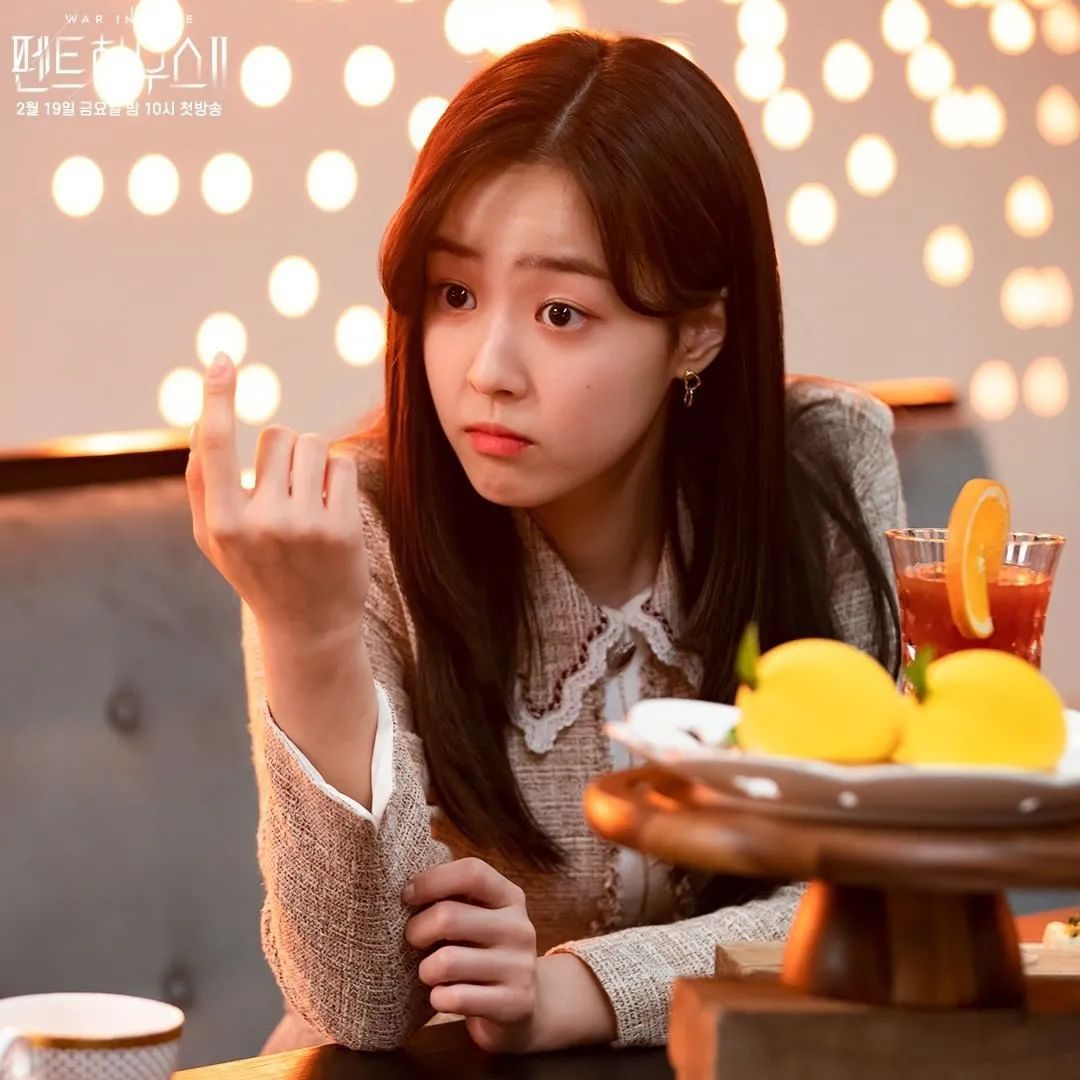 全员恶人韩剧顶楼的爆款秘诀是什么