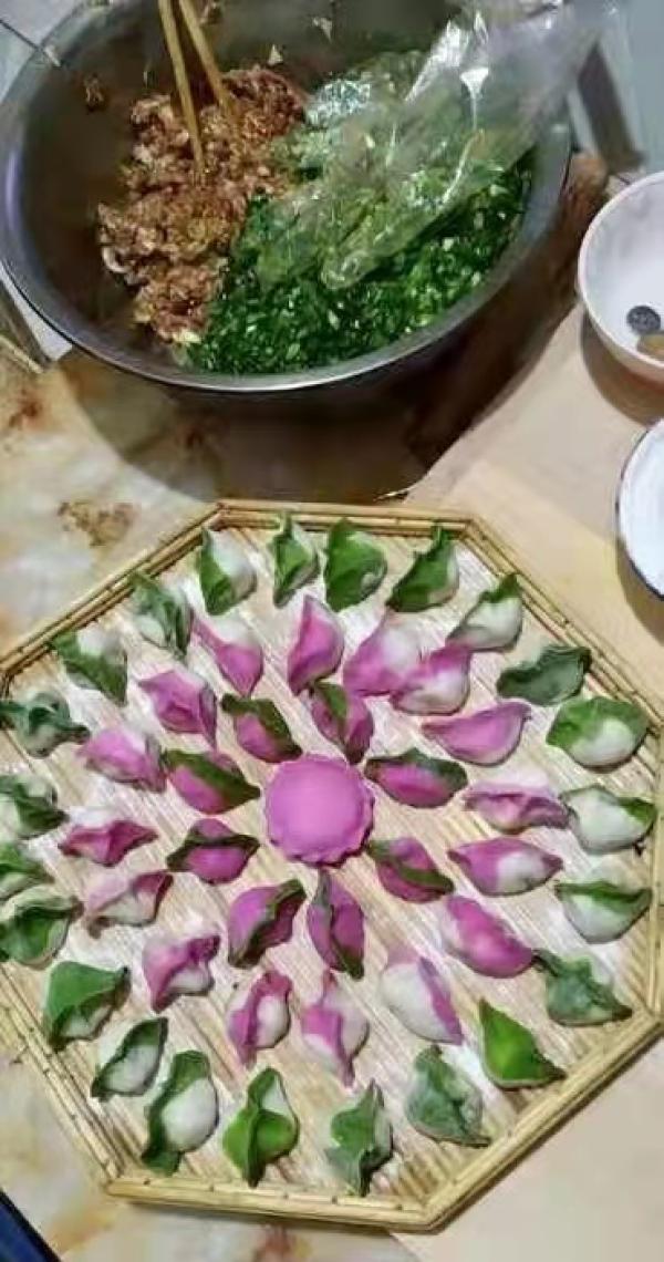 古交市老干部局开展"学五中全会精神,猜元宵佳节灯谜"活动