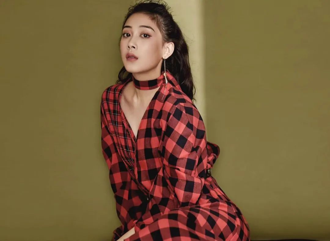 饰演 霍梅 cctv-1《故事里的中国——战役中的青春》 饰演 田雯