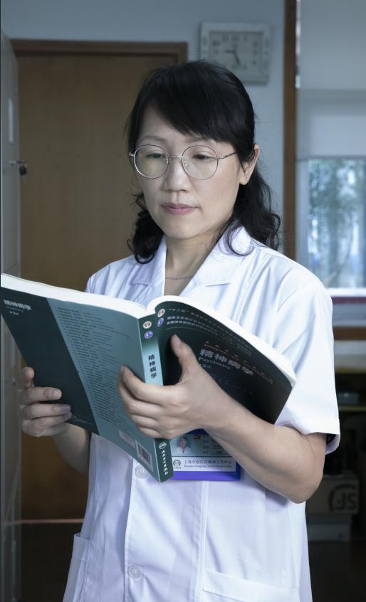 十佳好事肩负抗疫使命守护健康心灵松江区精神卫生中心李瑾事迹