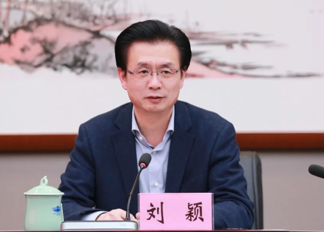 区长柴世民,市委宣传部副部长应雪林,区委常委,宣传部长赵一文出席